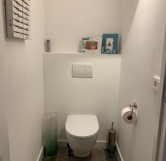 סטודיו סטנדרט עם מרפסת, Gastenverblijf  T Einde Sfeer   Privé Terras   Airco