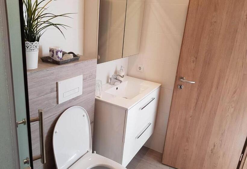 اتاق استاندارد, Guesthouse Henia Bed&spas