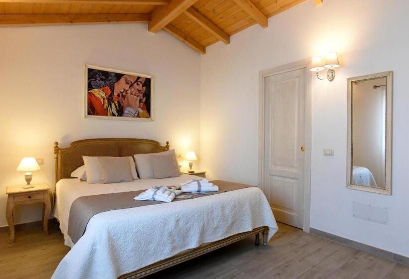 غرفة قياسية, La Dimora Di San Simplicio