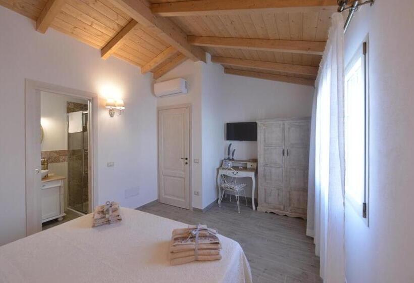 غرفة قياسية, La Dimora Di San Simplicio