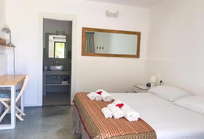 Standard Szoba King Size Bed, Mayana Sicily   The Suites