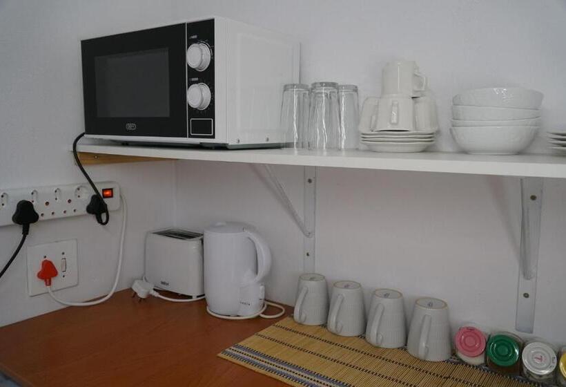 اتاق استاندارد چهار تخته, Outentique Accommodation