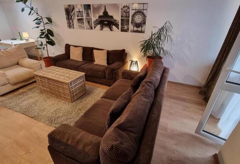 آپارتمان 1 خوابه با بالکن, Roro Residence