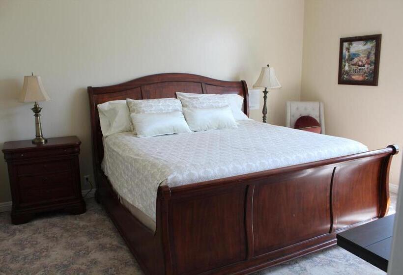 غرفة ديلوكس سرير كينج, Swallow Cove