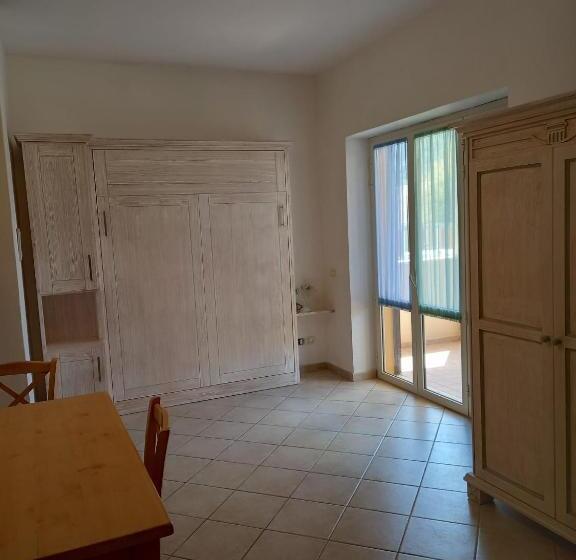 标准工作室, Il Roseto