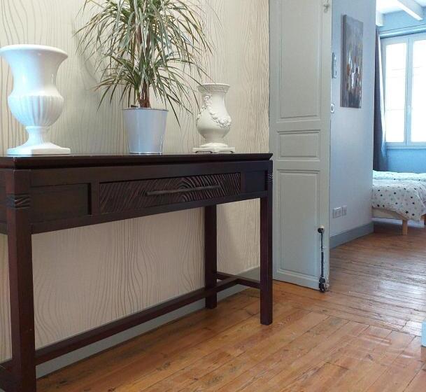 اتاق استاندارد با چشمانداز باغ, Auberge Des Chemins