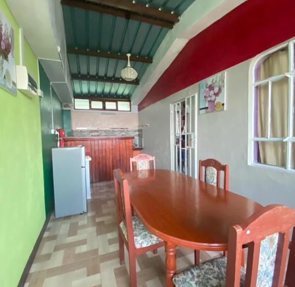 اتاق استاندارد, La Rosedepine Chez Mariani Chez L Habitant