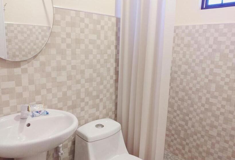 Quarto Superior, Solsken Guest House