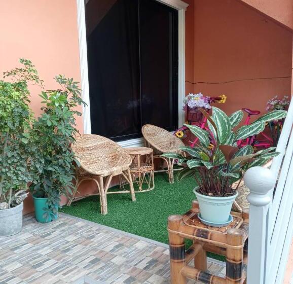 Quarto Superior, Solsken Guest House