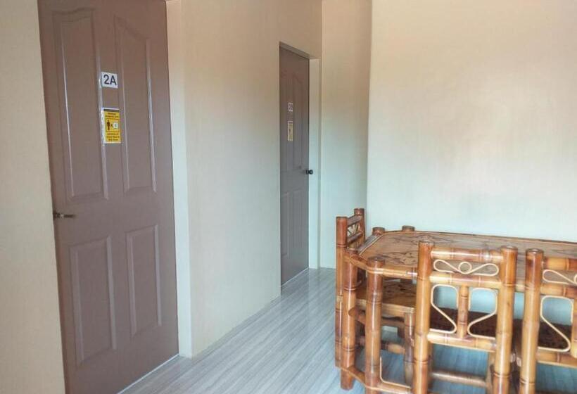 Quarto Superior, Solsken Guest House