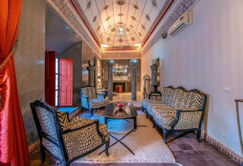 سوییت لوکس, Prestige Du Souss