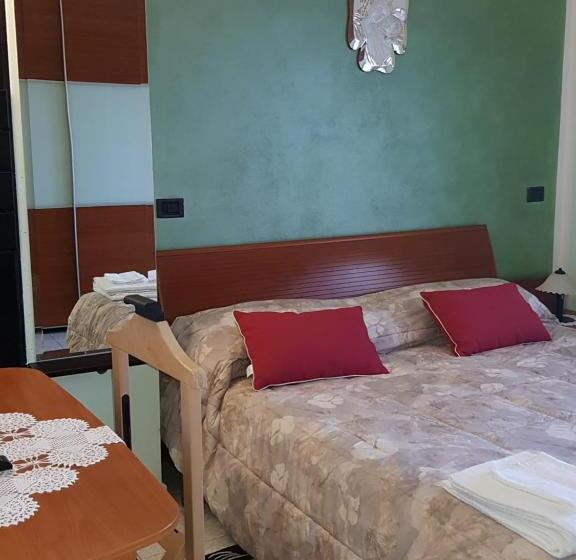 חדר סטנדרט עם מרפסת, B&b Da Silvana A Talamello