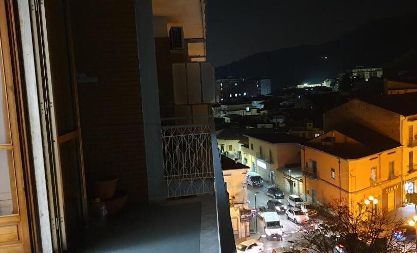 غرفة قياسية مزوَّدة بشُرفة, B&b Dei Rota Affittacamere Mercato San Severino Salerno