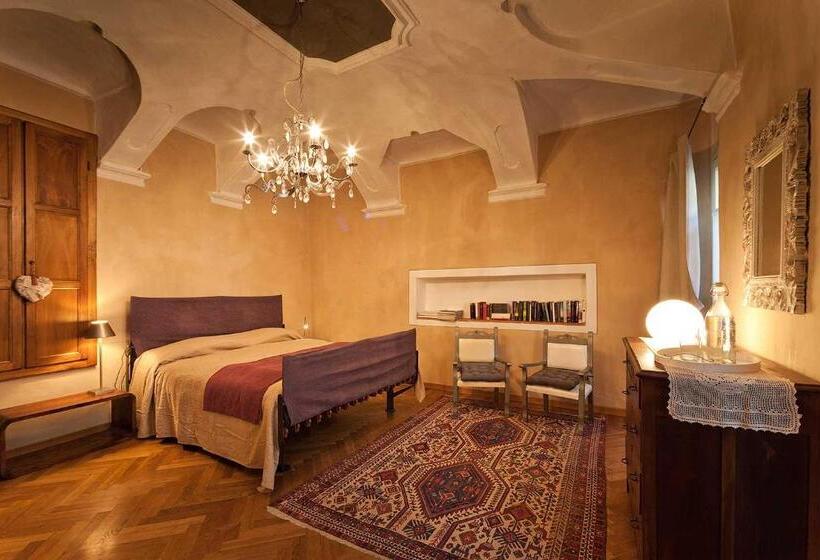 Полулюкс, Antico Hospitale