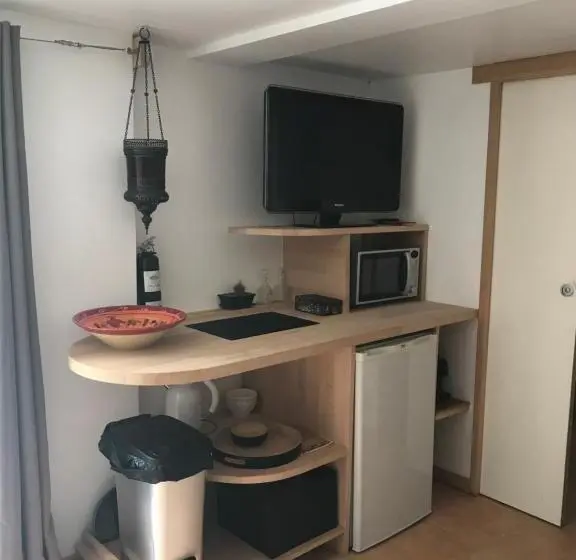 اتاق استاندارد با چشم‌انداز باغ, Guesthouse Du Moulin