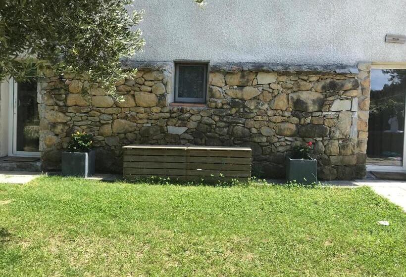 Номер Стандарт Вид на Сад, Guesthouse Du Moulin