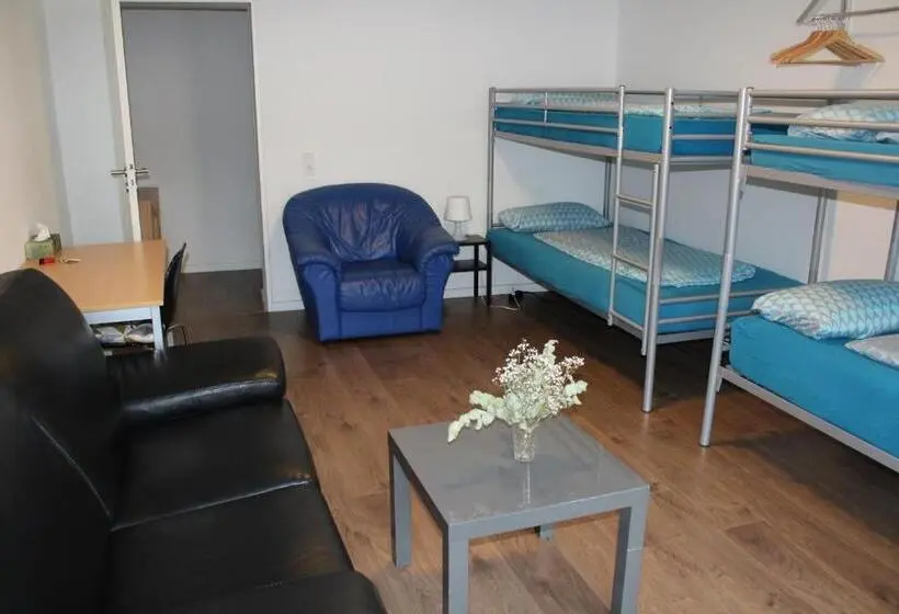 4ベッドルームクラシックタイプ, Rooms In Shared House Saarbrucken Center