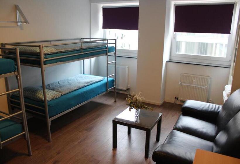 Четырехместный Номер Классик, Rooms In Shared House Saarbrucken Center