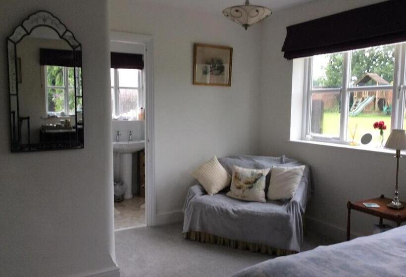 ガーデンビュースイート, The Gardens