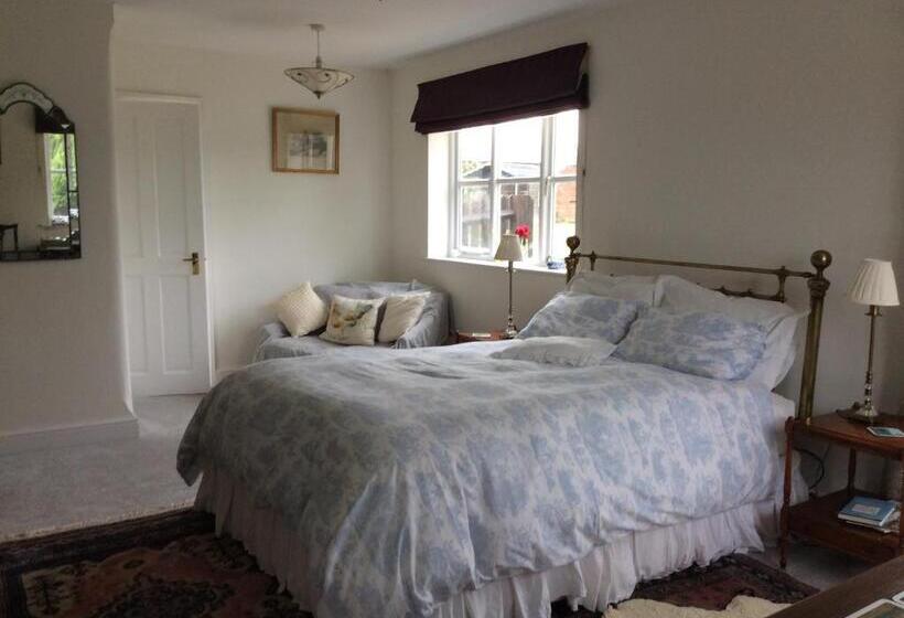 ガーデンビュースイート, The Gardens