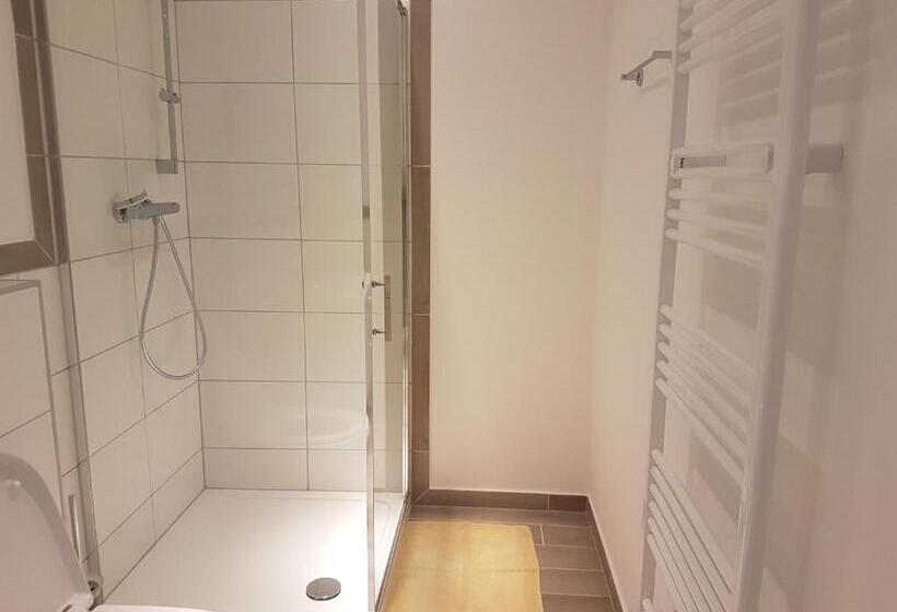 Номер Стандарт, Waldpension