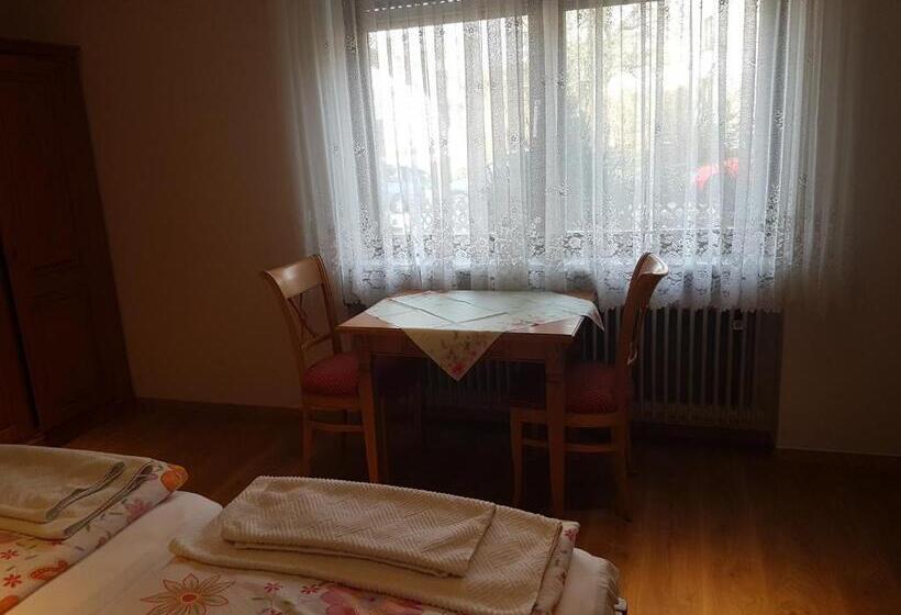 Номер Стандарт, Waldpension