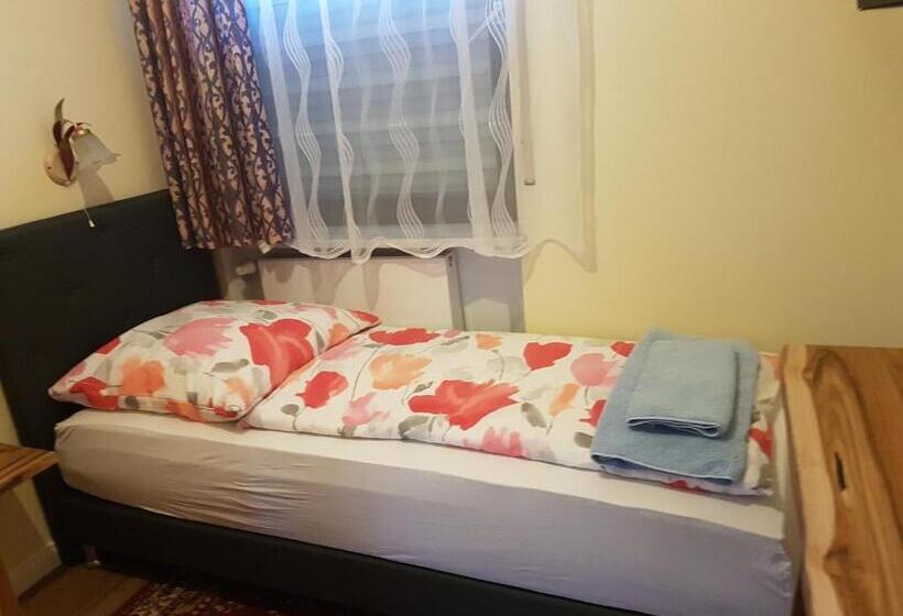 Номер Стандарт Индивидуальный, Waldpension