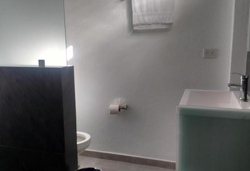 غرفة قياسية مزوَّدة بجاكوزي, El Eden Ixtapaluca