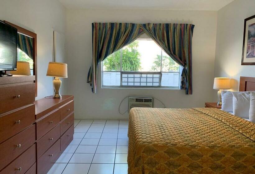 带大床的标准间, International Inn On The Bay