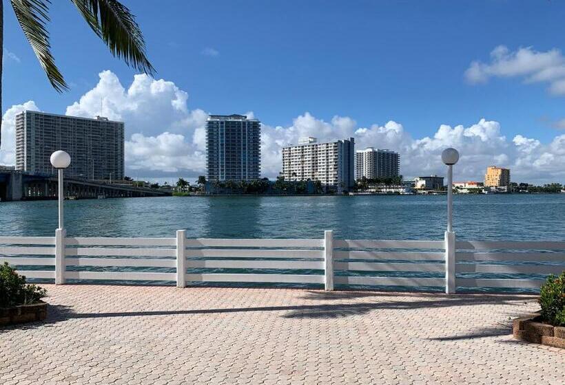 标准间内部标间, International Inn On The Bay