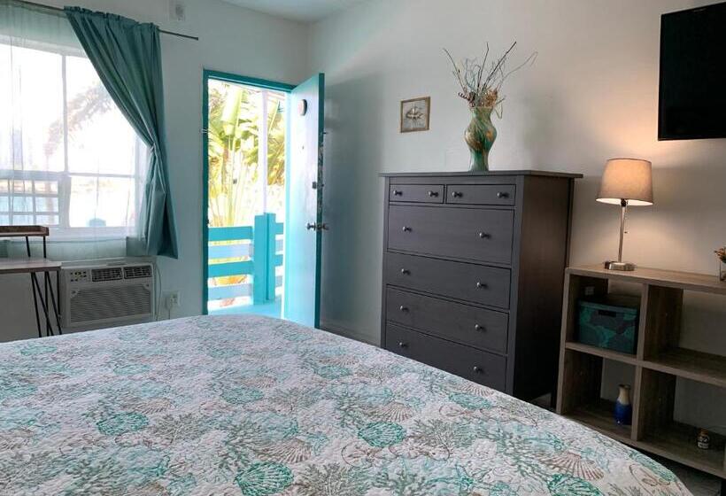 带大床的标准间, International Inn On The Bay