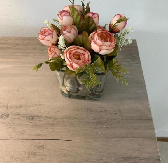 带大床的标准间, International Inn On The Bay