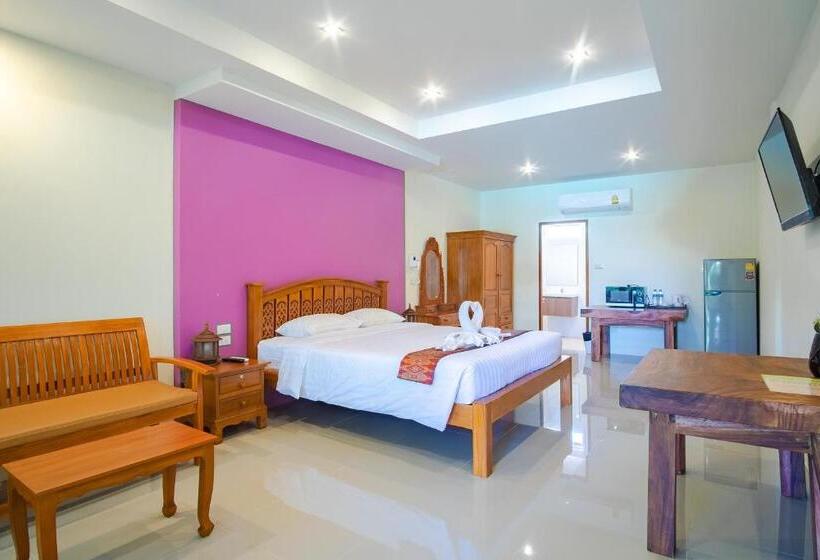 اتاق لوکس, Prayai Changthai Resort