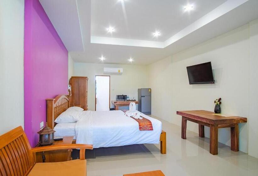 اتاق لوکس, Prayai Changthai Resort