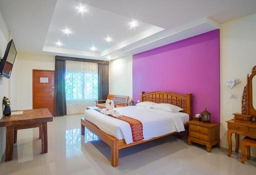 اتاق لوکس, Prayai Changthai Resort