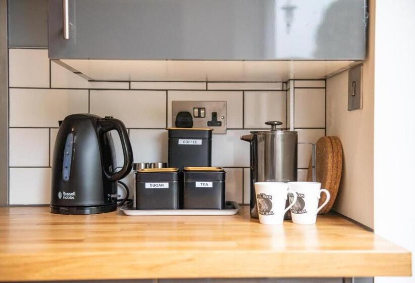 스탠다드 룸 킹사이즈 침대, 144 Lower Cheltenham Place