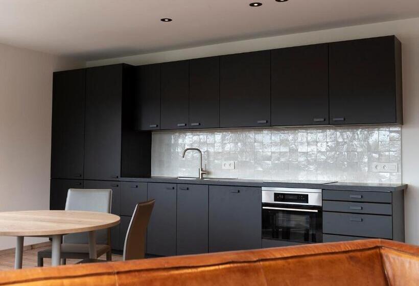 家庭工作室, Mooiwater