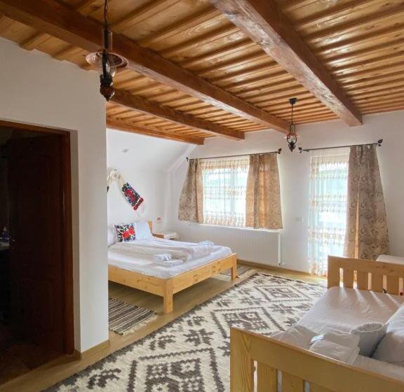 Номер Стандарт с Балконом, Popas In Breb