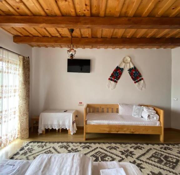 Номер Стандарт с Балконом, Popas In Breb