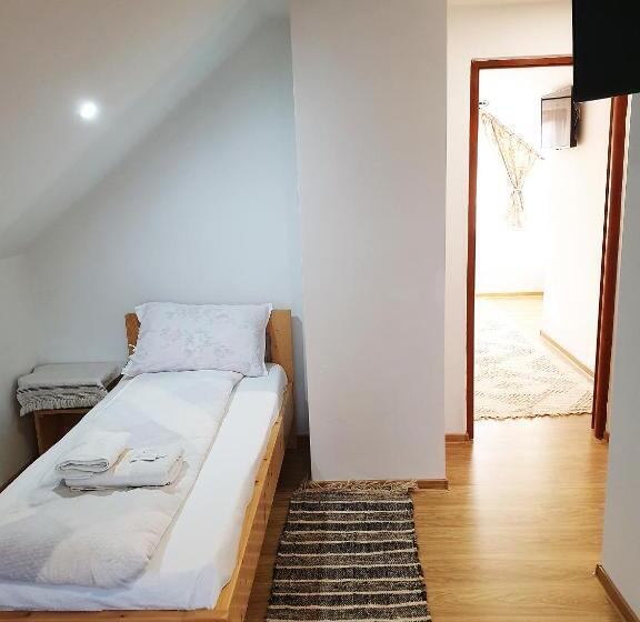 Апартаменты 2 Спальни, Popas In Breb