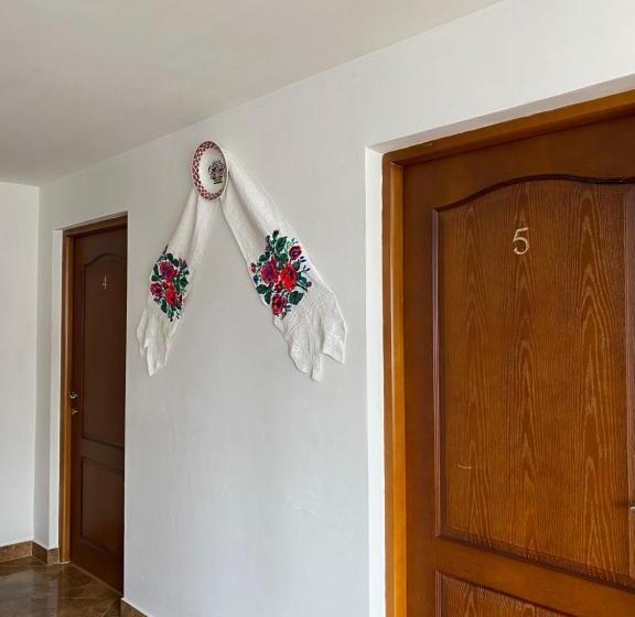 Номер Стандарт Трехместный, Popas In Breb