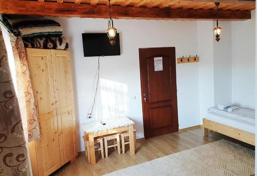 Номер Стандарт Трехместный, Popas In Breb