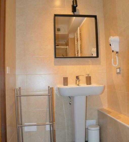 Chambre Familiale, Riviera Garibaldi