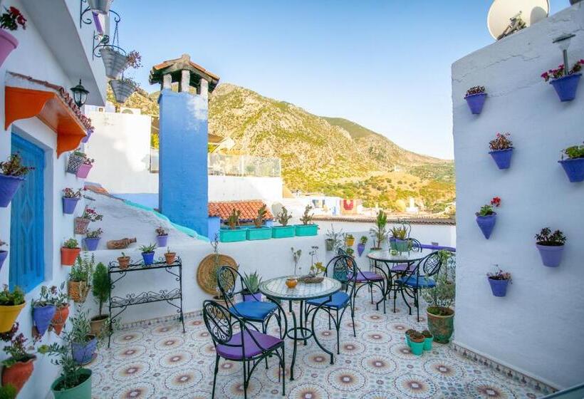 اتاق سوپریور با چشم‌انداز شهر, Afra House