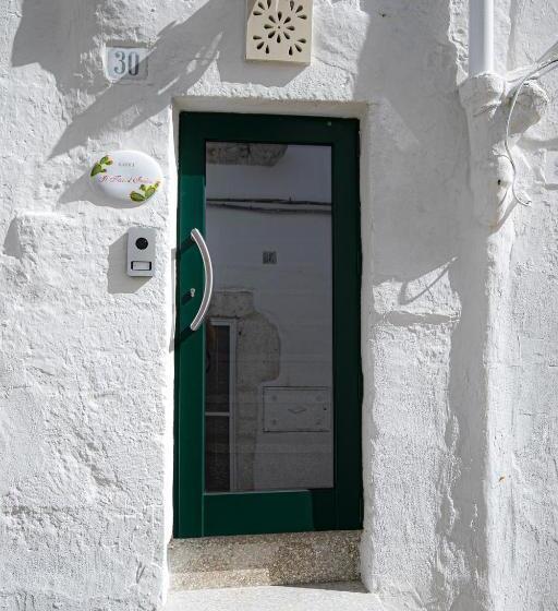 Deniz Manzaralı Teraslı Standart Oda, Radici Ostuni