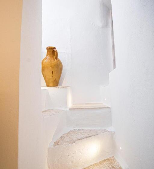 Deniz Manzaralı Teraslı Standart Oda, Radici Ostuni