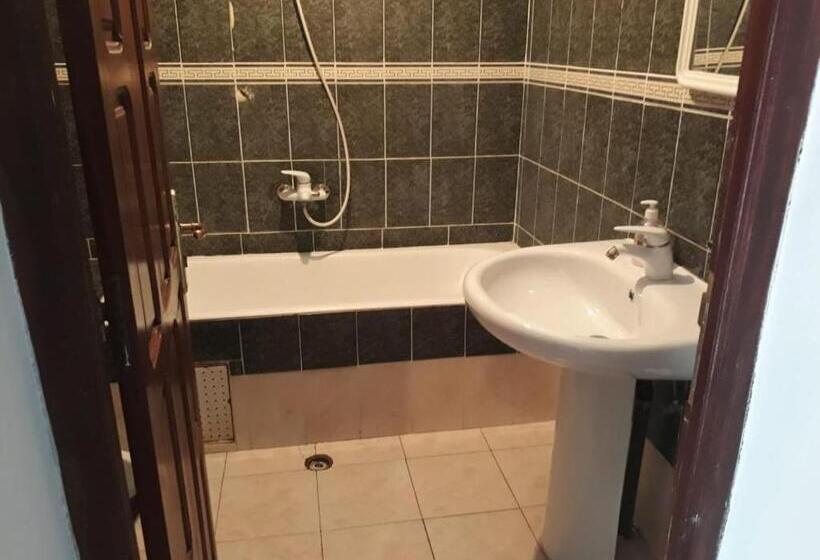 اتاق کلاسیک سه تخته, Harmony