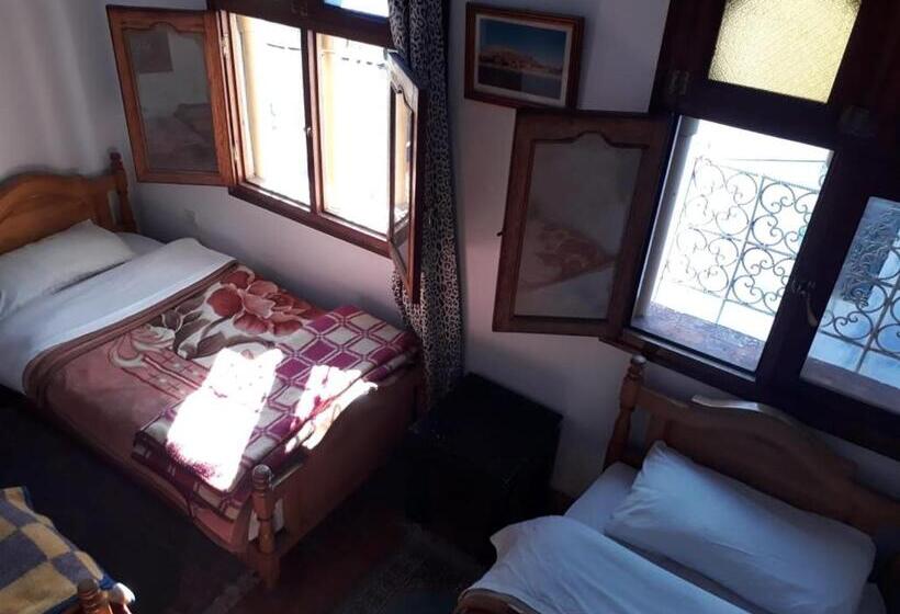 اتاق کلاسیک سه تخته, Harmony