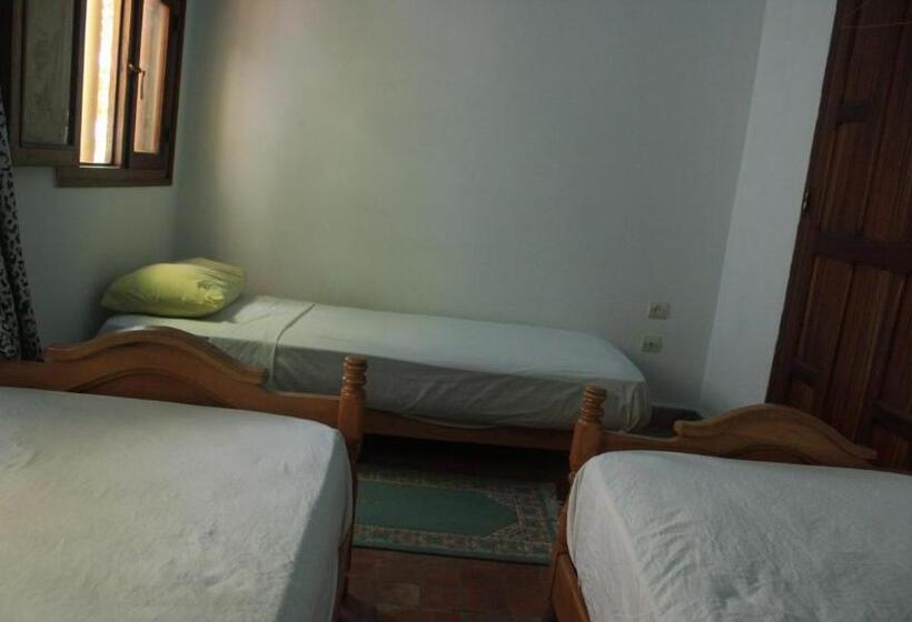 اتاق راحتی سه تخته, Harmony