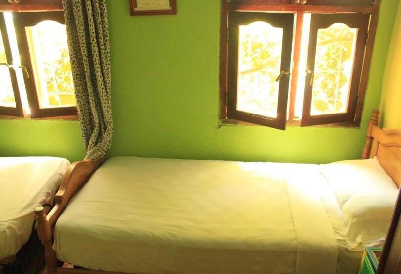 اتاق کلاسیک سه تخته, Harmony